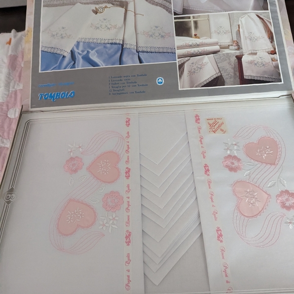 Linen - Picture 5 of 6